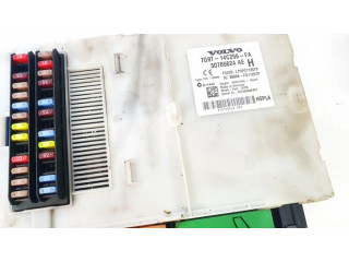 Блок предохранителей  7g9t14c256fa, 30765624ae   Volvo V70    