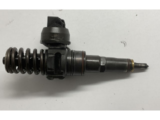 Форсунка 038130073AR    Audi A3 S3 8L   