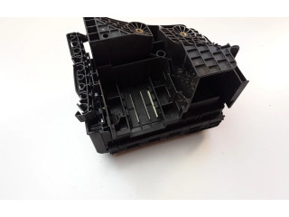 Блок предохранителей 1K0937132F Audi Q3 8U