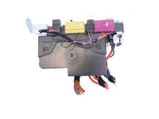   Pojistková skříňka A2129009522, A2129015105   Mercedes-Benz CLS C218 X218 2013