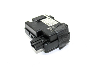 Блок управления центрального замка 13595511   Chevrolet Camaro   