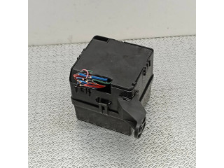   Pojistková skříňka MR482591   Mitsubishi Pajero 2007