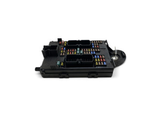 Блок предохранителей 32209198   Volvo XC90    