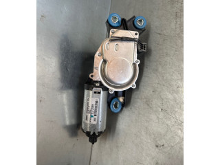 Моторчик заднего дворника W000023200, 31290787    Volvo V70