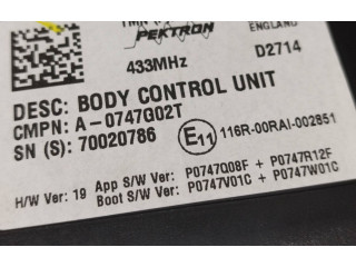 Блок комфорта P0747Q08F, P0747V01C Tesla Model S