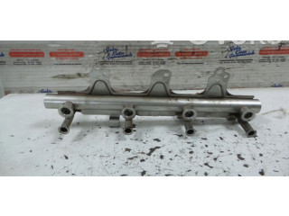 Vstřikovací lišta 06J133317M, 06J113317AB Volkswagen Tiguan CCZB