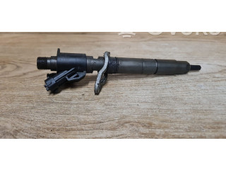 Форсунка 31272690    Volvo V70  D5244T10 