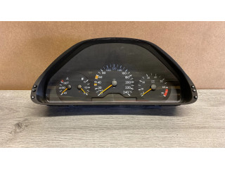 Панель приборов 2105404148, 110008899008   Mercedes-Benz E W210       