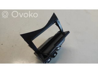 Другая деталь салона