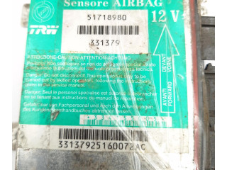 Блок подушек безопасности 51718980, 33137925160072AC Fiat Albea