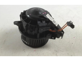 Вентилятор печки 2Q2820021A Audi A1