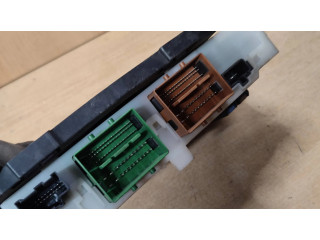 Блок предохранителей  7G9T14A073DB   Ford Galaxy    