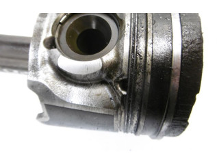 Píst Peugeot 206 CC 8