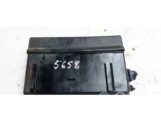 Pojistková skříňka 90460473, 0831312 Opel Tigr A 1999