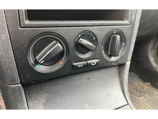 Блок управления климат-контролем    Skoda Octavia Mk2 (1Z)