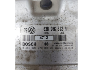 Блок управления двигателя 038906012M   Volkswagen Golf IV