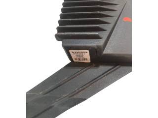 Блок предохранителей 9472301   Volvo V70    