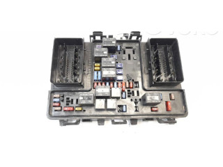 Блок предохранителей GB3T14D068KB Ford Ranger