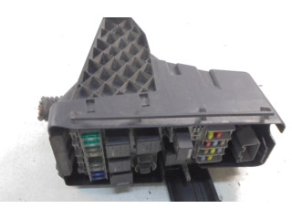 Блок предохранителей 8690698, 8690698 Volvo XC90