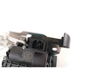 Zámek zadních dveří 11A827505 Volkswagen ID.4 2021