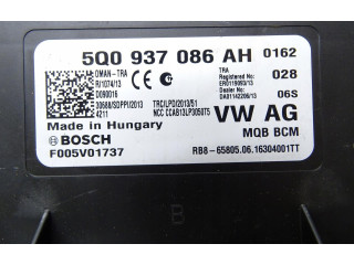 Блок комфорта 5Q0937086AH Skoda Octavia Mk3 (5E)