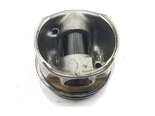 Поршень с шатуном 04L107065D, 04L107065D Volkswagen Golf VII