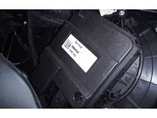 Вентилятор печки    4M1820021   Audi A4 Allroad