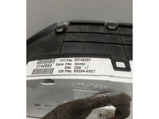 Панель приборов 30746097, 69594690T   Volvo V70       