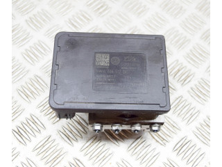 Блок АБС 28516457353, 5WA614517BC   Volkswagen  Golf VIII  2019- года