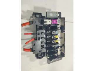 Блок предохранителей  1675400943   Mercedes-Benz CLA C117 X117 W117    