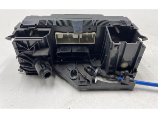 Блок управления климат-контролем    Volkswagen Caddy