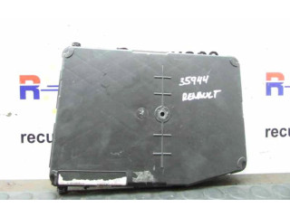 Pojistková skříňka Renault Megane II