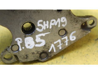 Блок управления редуктора коробки передач (раздатки)    Volkswagen PASSAT B4