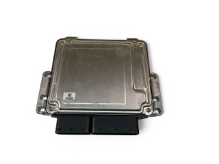 Řídící jednotka 32349194, 0261S104EV   Polestar 2 2022