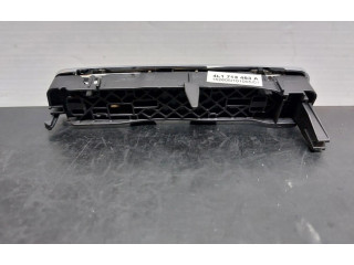 Vstřikovací lišta 4L1713463A   Audi Q7 4L     