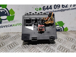 Pojistková skříňka 3AA959799E Volkswagen PASSAT 2014