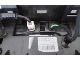 Дисплей    9838129680   Peugeot 2008 II