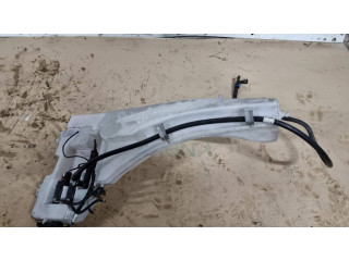 Бачок оконной жидкости