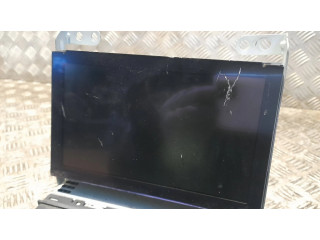 Радио/ проигрыватель CD/DVD / навигация