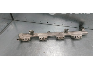 Топливная рампа 13538665633, 8665633 BMW X3 G01 для двигателя B48B20A