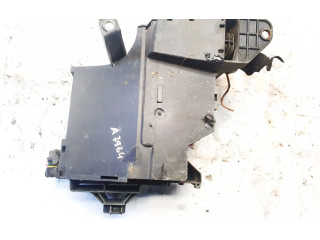 Блок предохранителей Opel Combo C