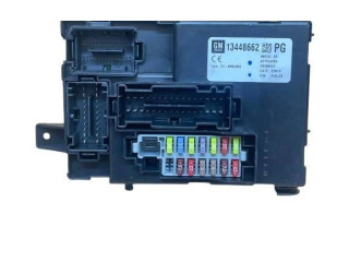 Блок предохранителей  13448662   Opel Meriva B    