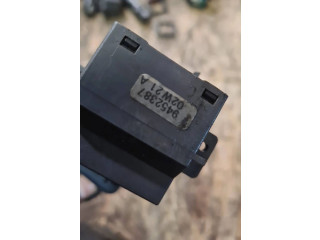 Ручка стеклоочистителей 9452387 Volvo S80