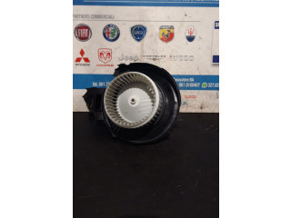 Вентилятор печки       Jeep Renegade