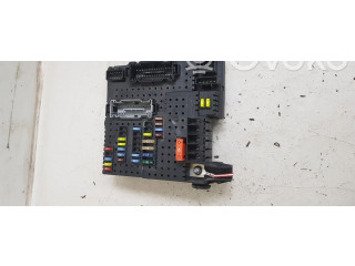 Блок предохранителей  12217799, 8676391   Volvo V70    