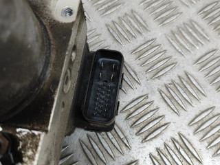 Блок АБС MR510739, 04500186 Mitsubishi Galant 1997-2003 года