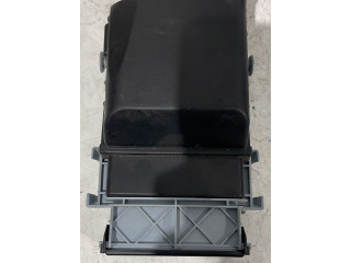 Pojistková skříňka Chevrolet Cruze 2012