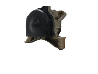 Масляный насос  caxa 03C103669E, 03C115251  Volkswagen Golf Plus 