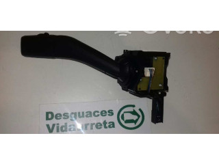 Ручка стеклоочистителей 1K0953519H   Volkswagen Golf SportWagen