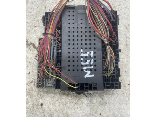 Блок предохранителей  8645410, 8645411   Volvo V70    